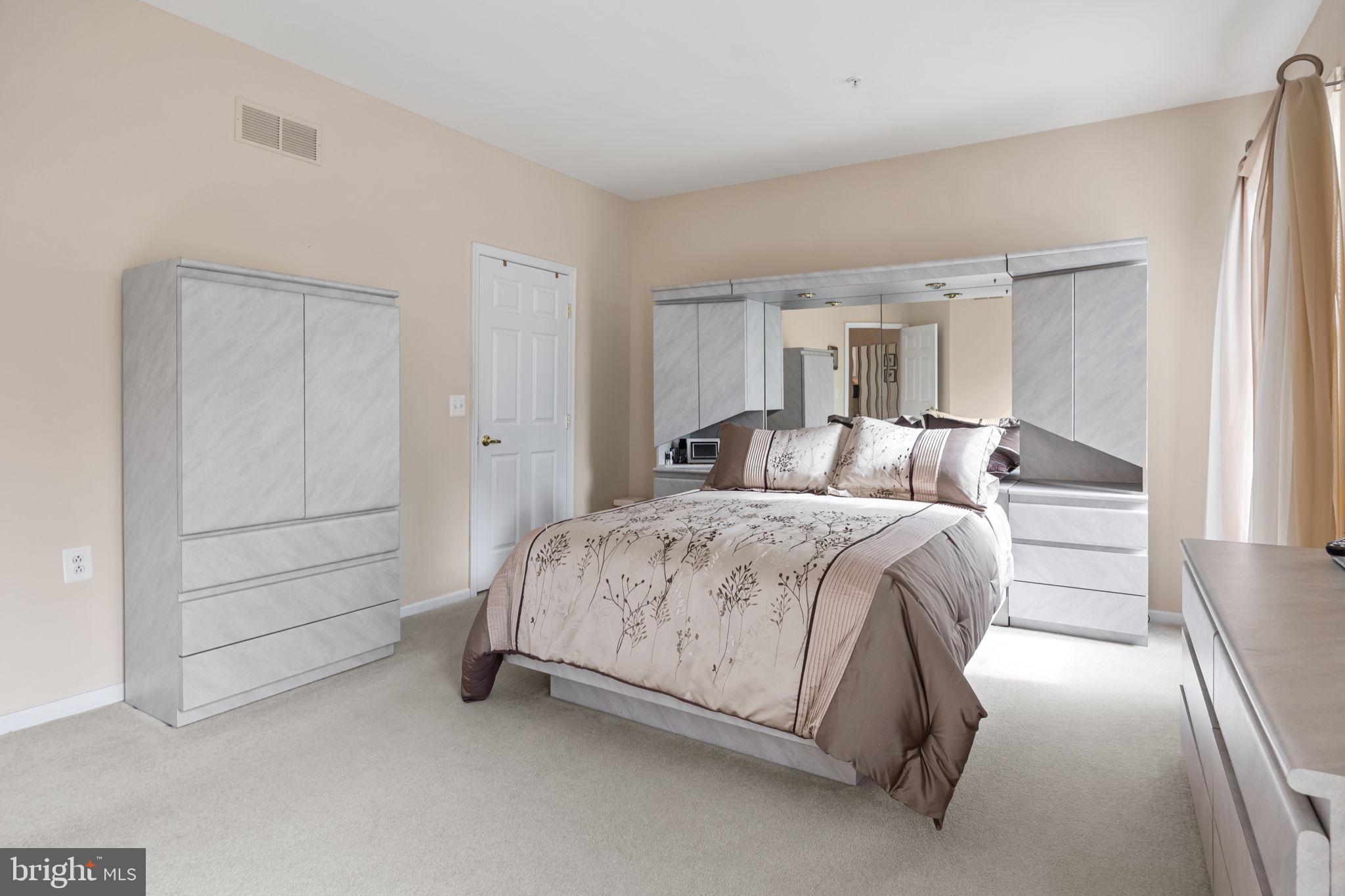 1136 Maxwell Manor Warminster, PA 18974 - Photo 27 of 41