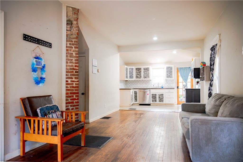 607 Old Orchard Avenue Excelsior Springs, MO 64024 - Photo 11 of 44