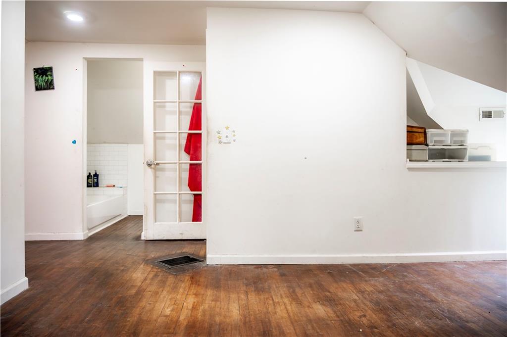 607 Old Orchard Avenue Excelsior Springs, MO 64024 - Photo 27 of 44