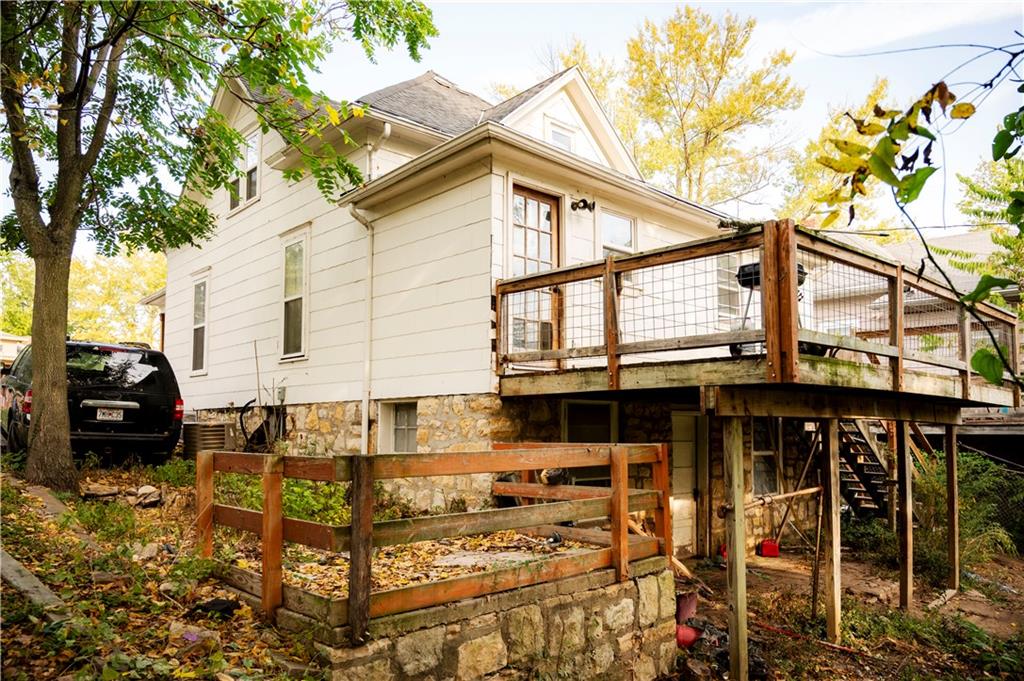 607 Old Orchard Avenue Excelsior Springs, MO 64024 - Photo 5 of 44