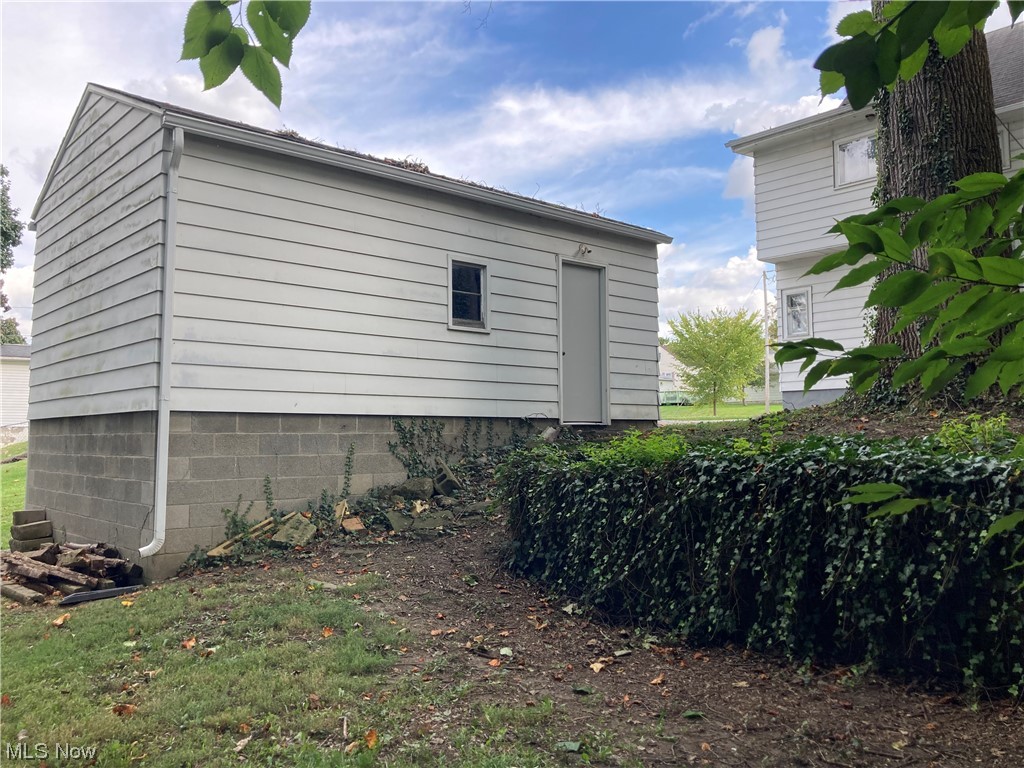 183 East Wilbeth Road Akron, OH 44301 - Photo 5 of 26