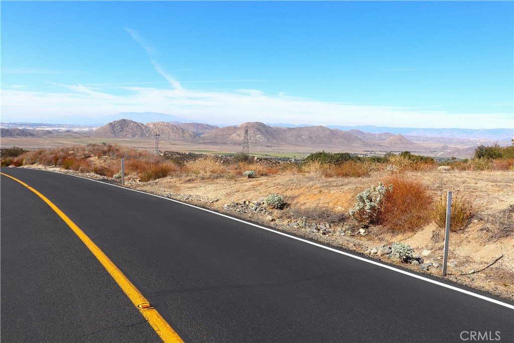22990 Maclean Ranch Homeland, CA 92548 - Photo 8 of 26 a view of lake view and mountain