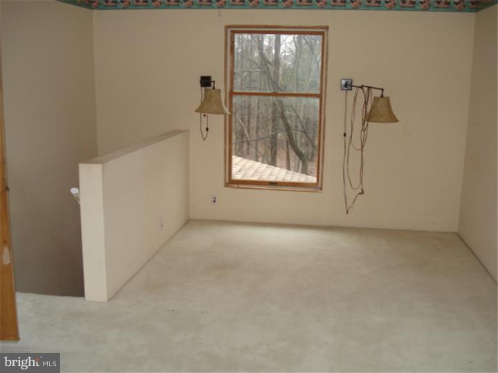 2724 Compass Road Honey Brook, PA 19344 - Photo 4 of 13 Gallery Image 4