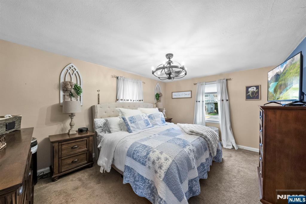 17 Burlington Road Clifton, NJ 07012 - Photo 16 of 23