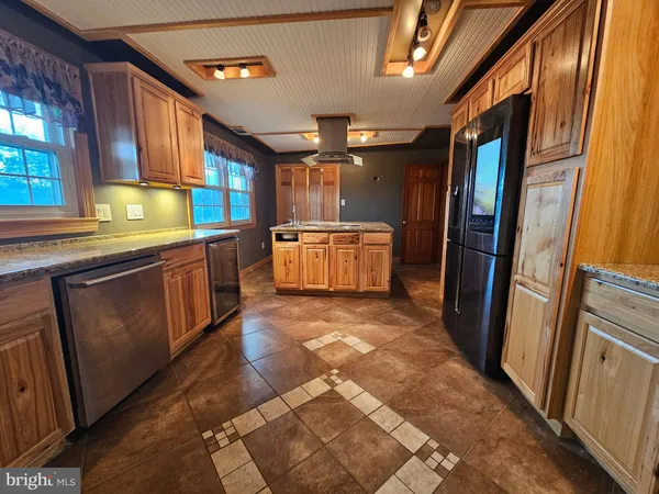 $1,800 | 615 Villa Avenue, Unit A, Front Royal, VA 22630