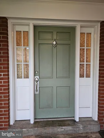 $1,800 | 615 Villa Avenue, Unit A, Front Royal, VA 22630