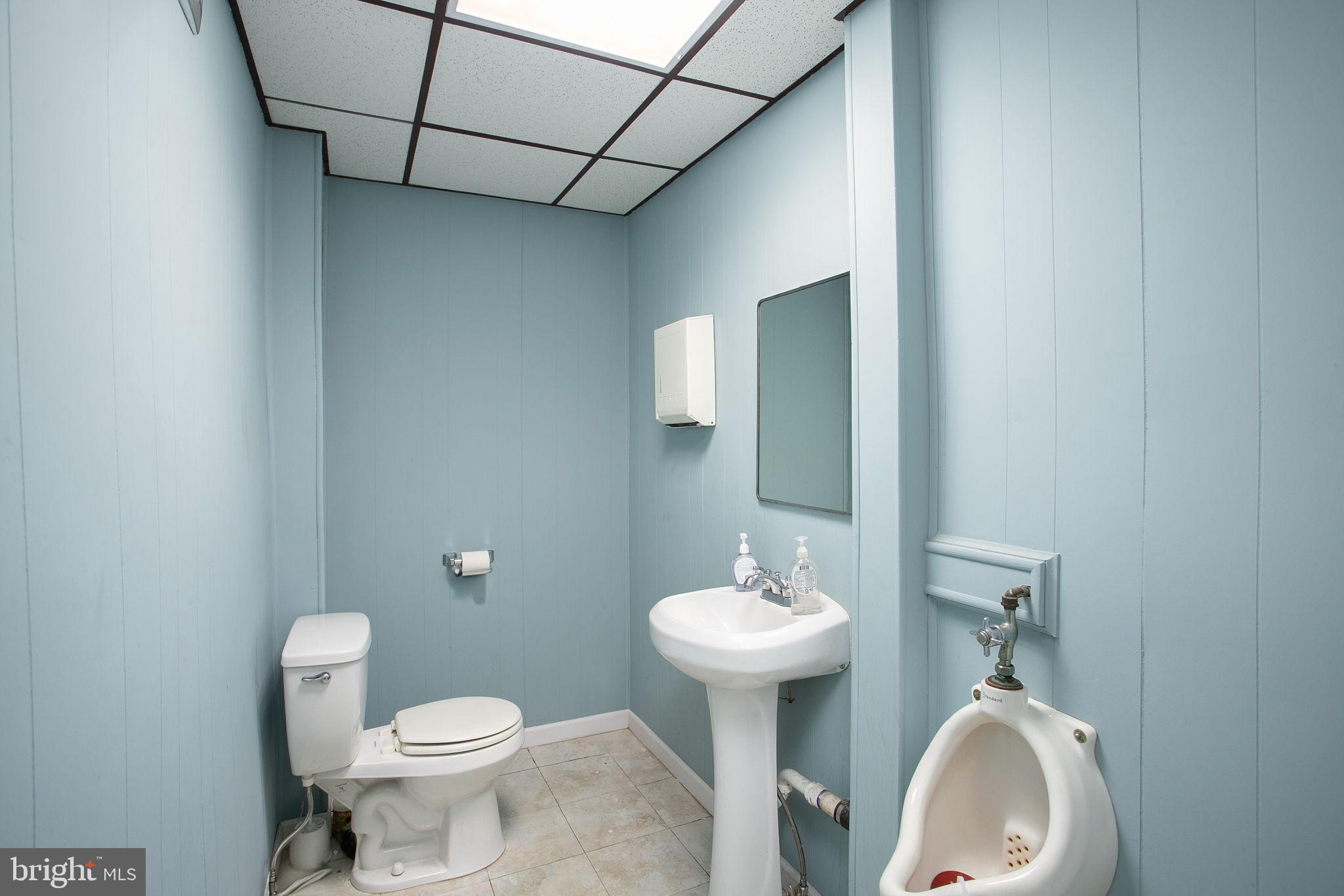 1116 Nottingham Way Hamilton, NJ 08609 - Photo 18 of 19 Gallery Image 18