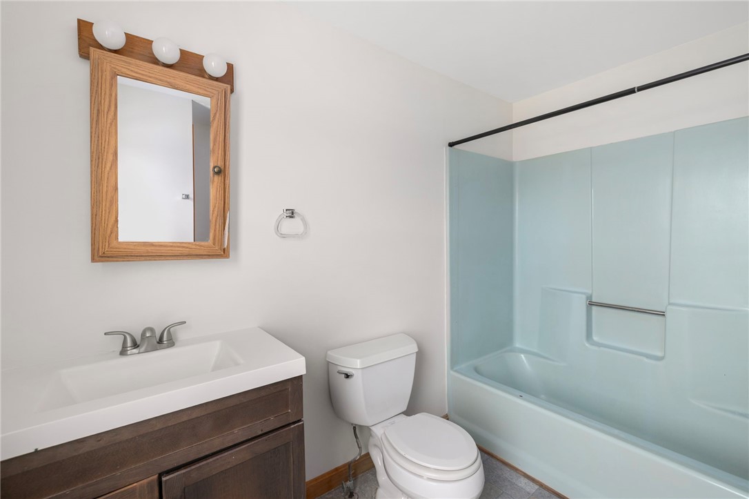 12 Batterson Avenue Westerly, RI 02891 - Photo 17 of 47