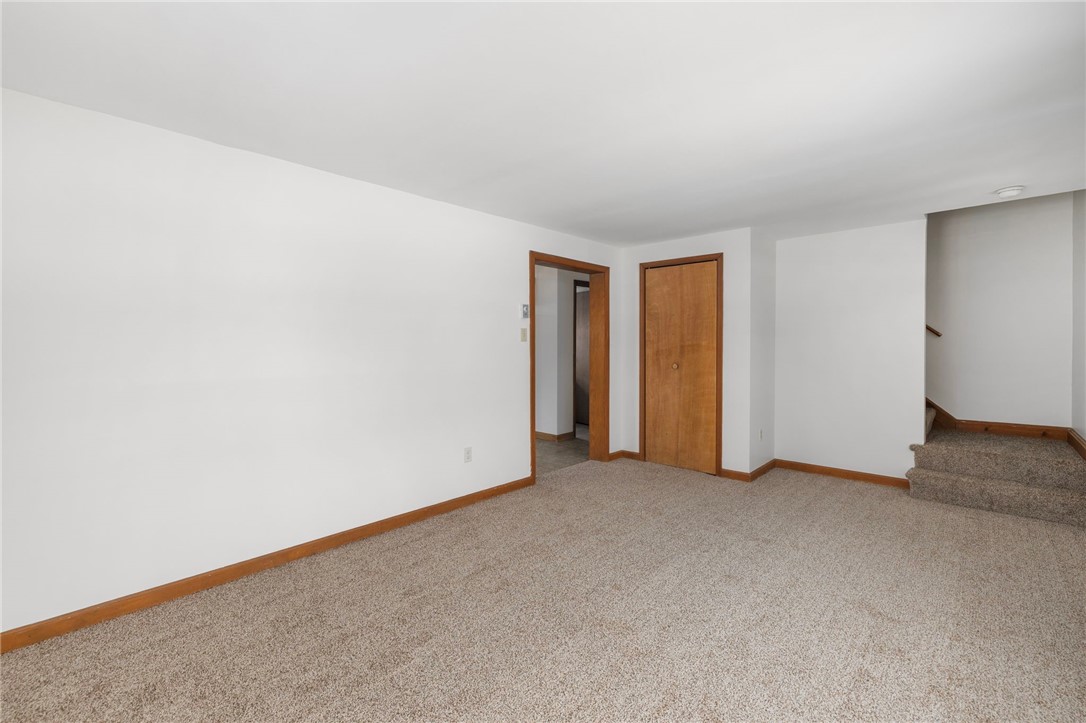 12 Batterson Avenue Westerly, RI 02891 - Photo 22 of 47