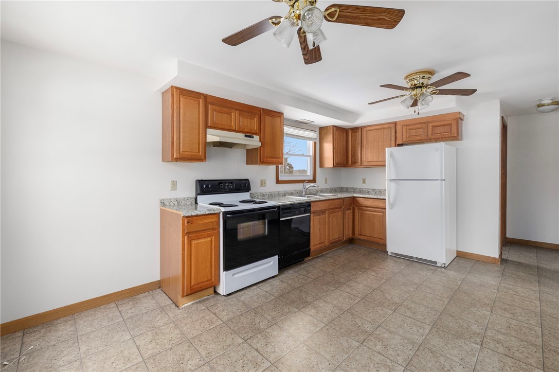 12 Batterson Avenue Westerly, RI 02891 - Photo 7 of 47