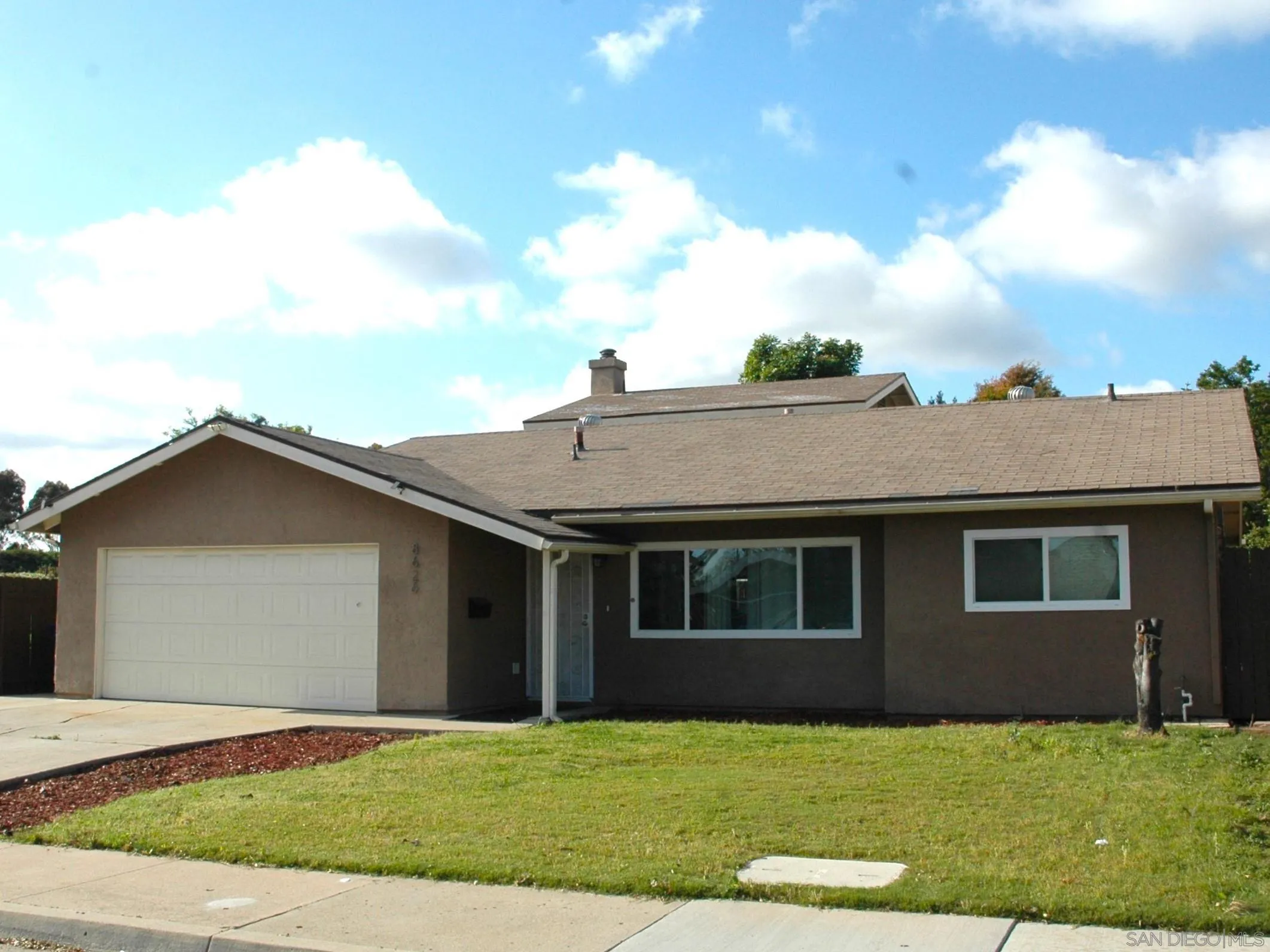 8626 Spring Vista Way Spring Valley, CA 91977 - Photo 2 of 43 Gallery Image 2