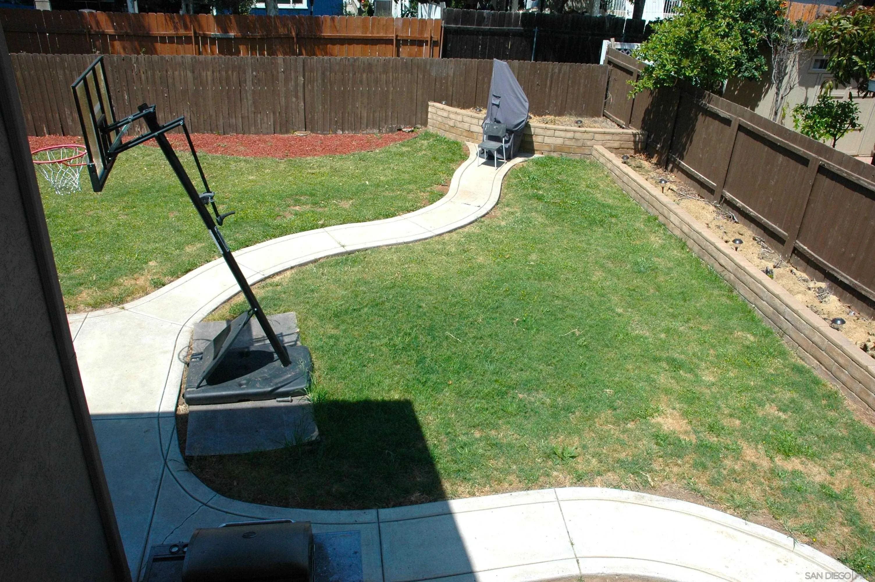 8626 Spring Vista Way Spring Valley, CA 91977 - Photo 8 of 43 Gallery Image 8