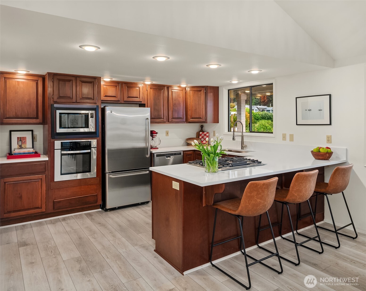 2682 Sunlight Beach Road Clinton, WA 98236 - Photo 15 of 39 Gallery Image 15