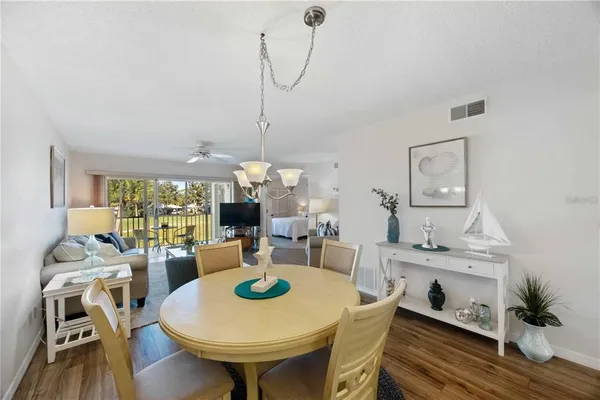 $2,500 | 433 Cerromar Lane, Unit 440, Venice, FL 34293