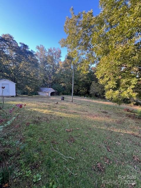 6947 Beecher Horton Road Heath Springs, SC 29058 - Photo 3 of 17 Gallery Image 3
