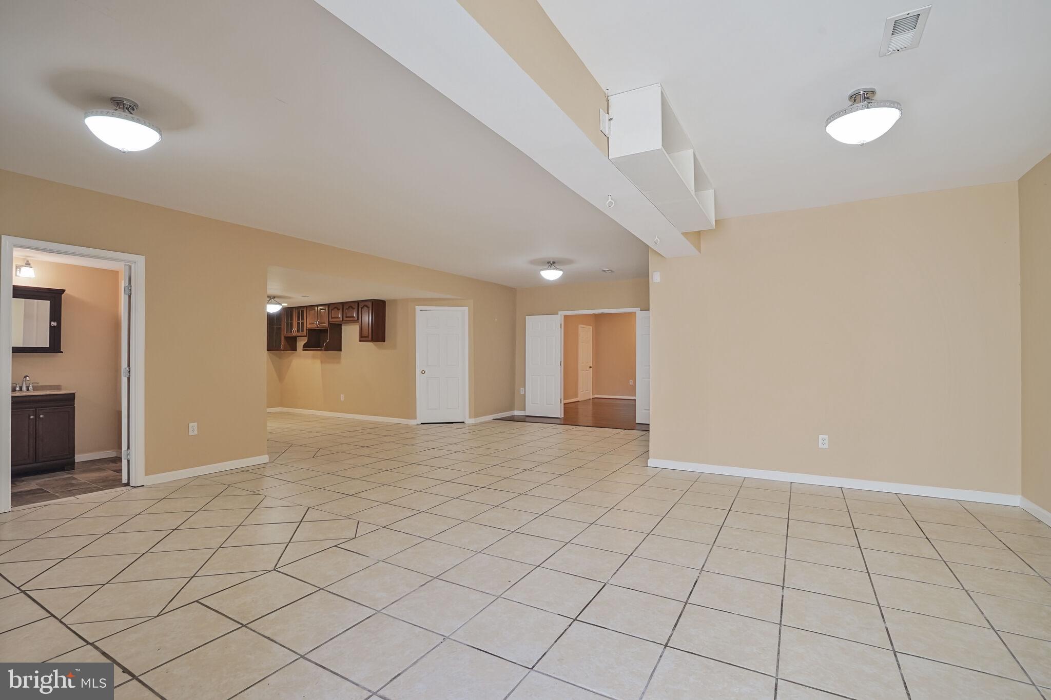 8095 Paper Birch Drive Lorton, VA 22079 - Photo 11 of 23