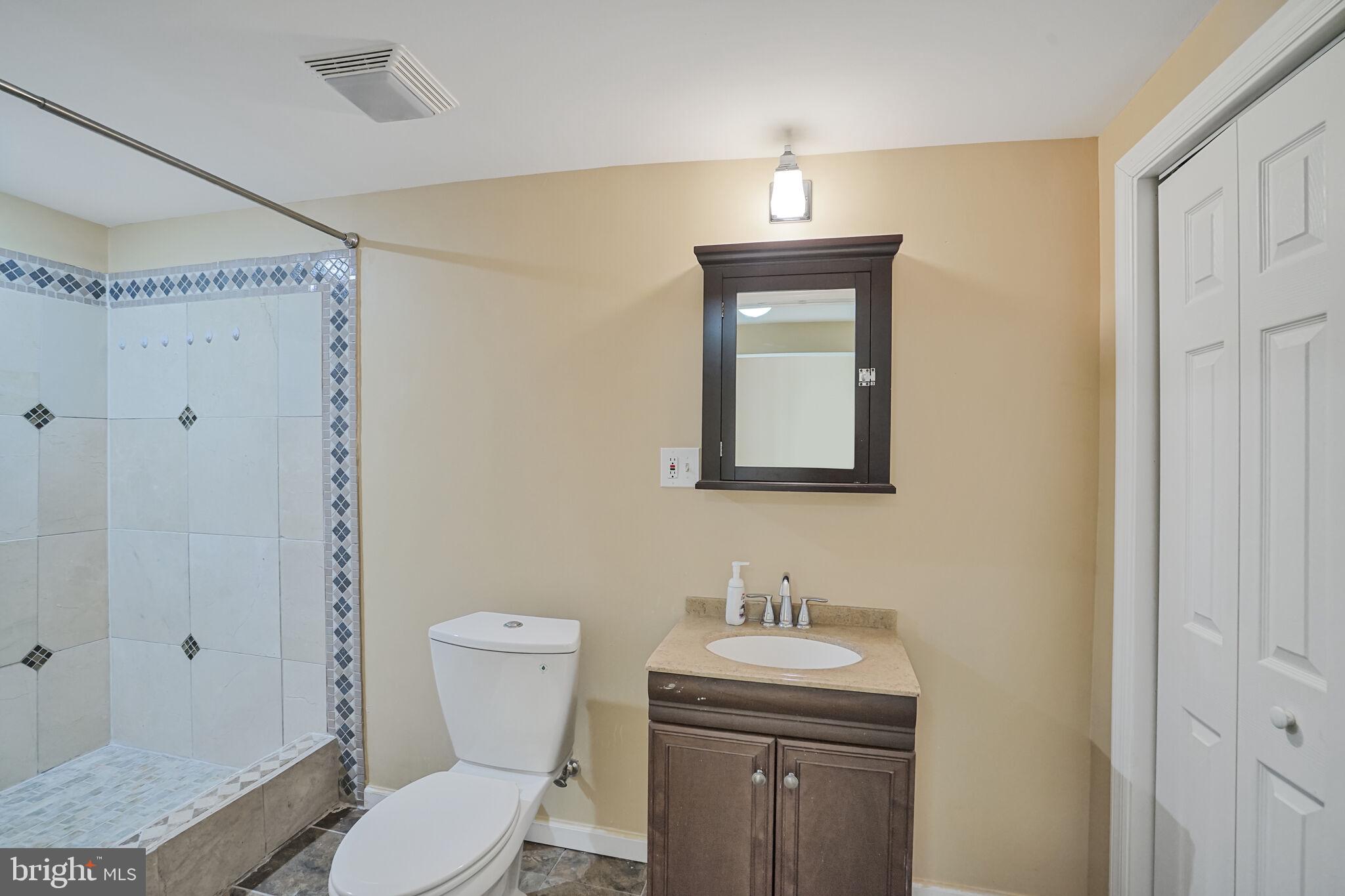 8095 Paper Birch Drive Lorton, VA 22079 - Photo 19 of 23