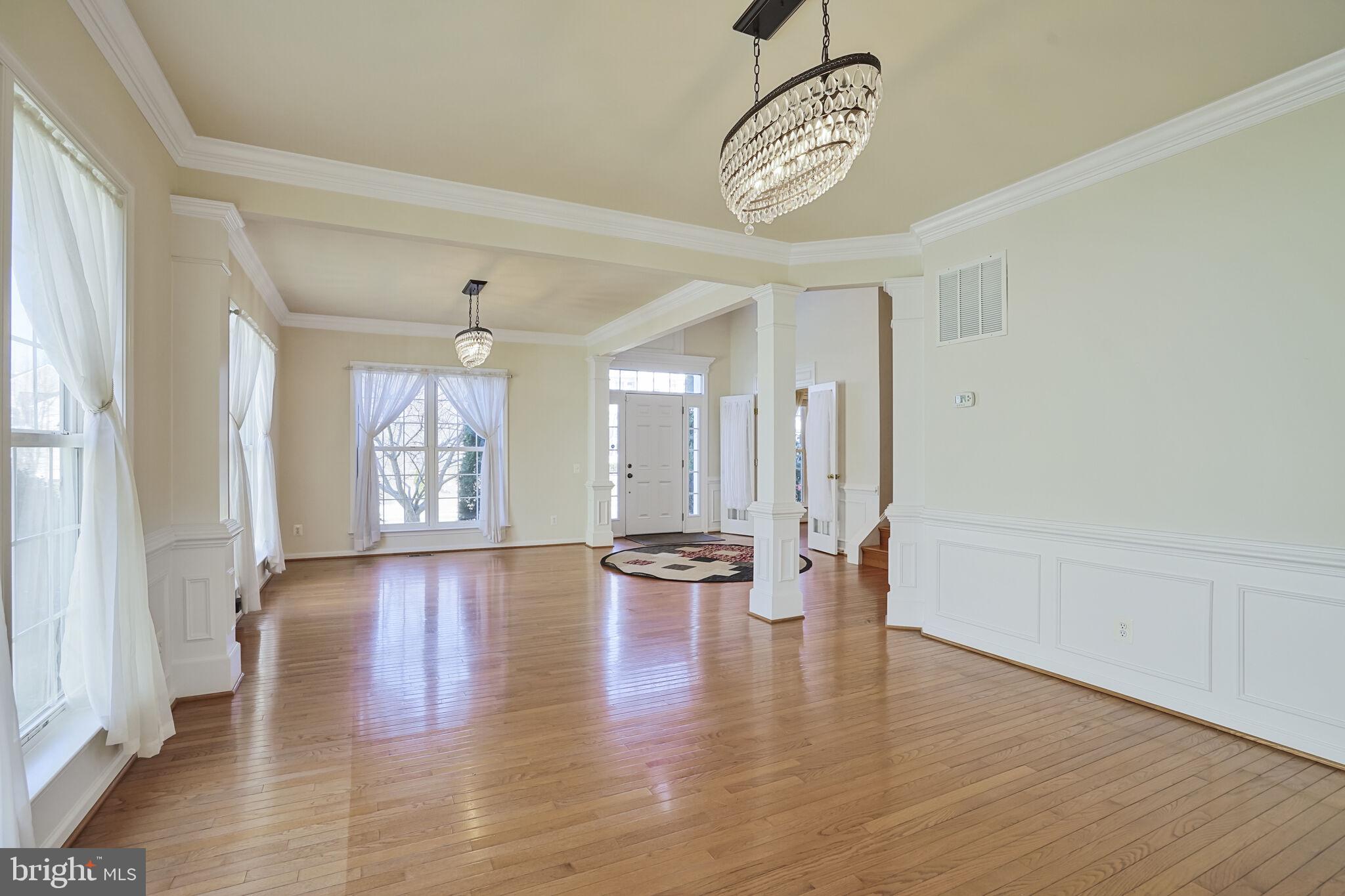 8095 Paper Birch Drive Lorton, VA 22079 - Photo 4 of 23