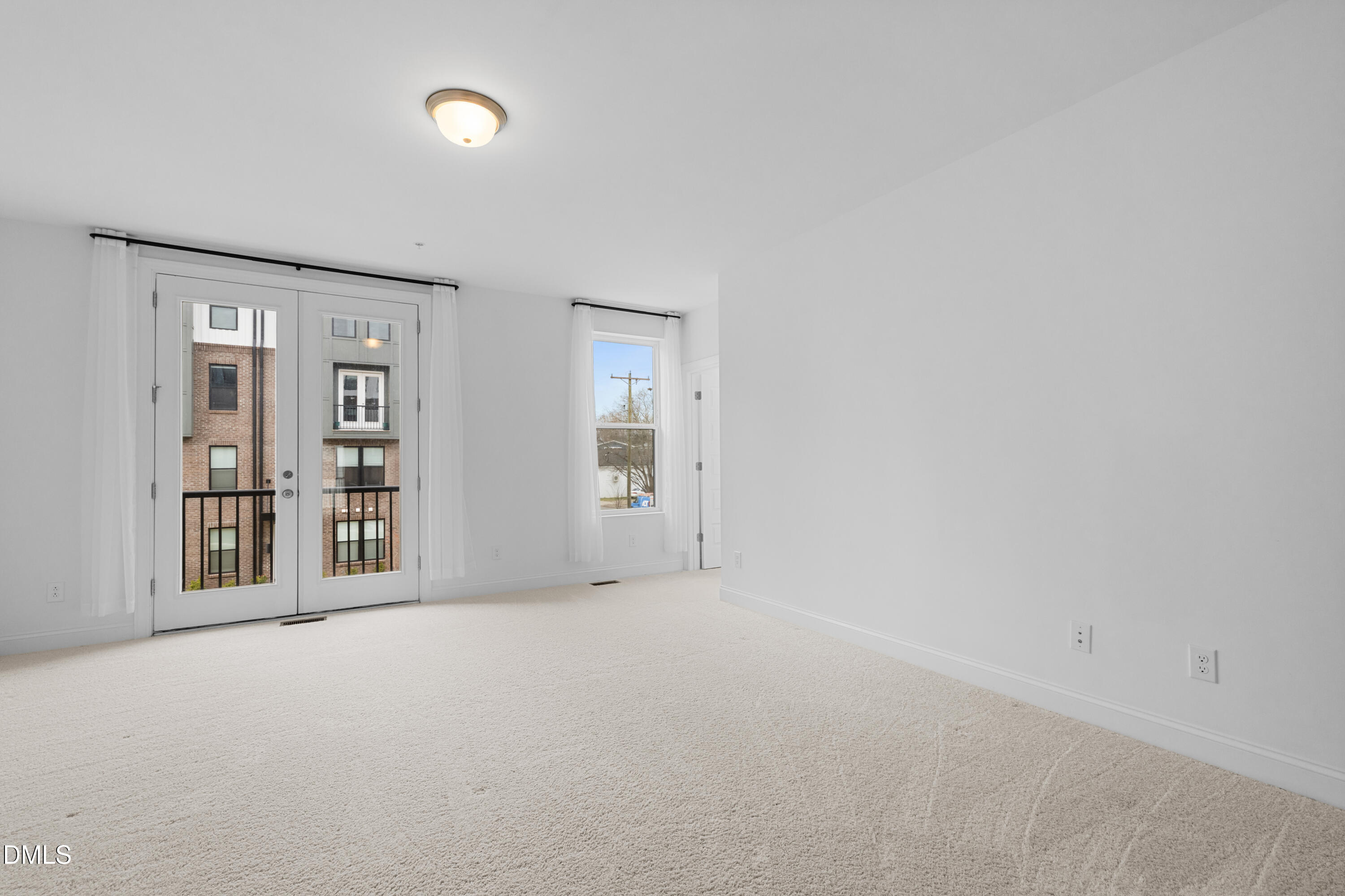 1206 Coach Station Alley Raleigh, NC 27601 - Photo 20 of 38