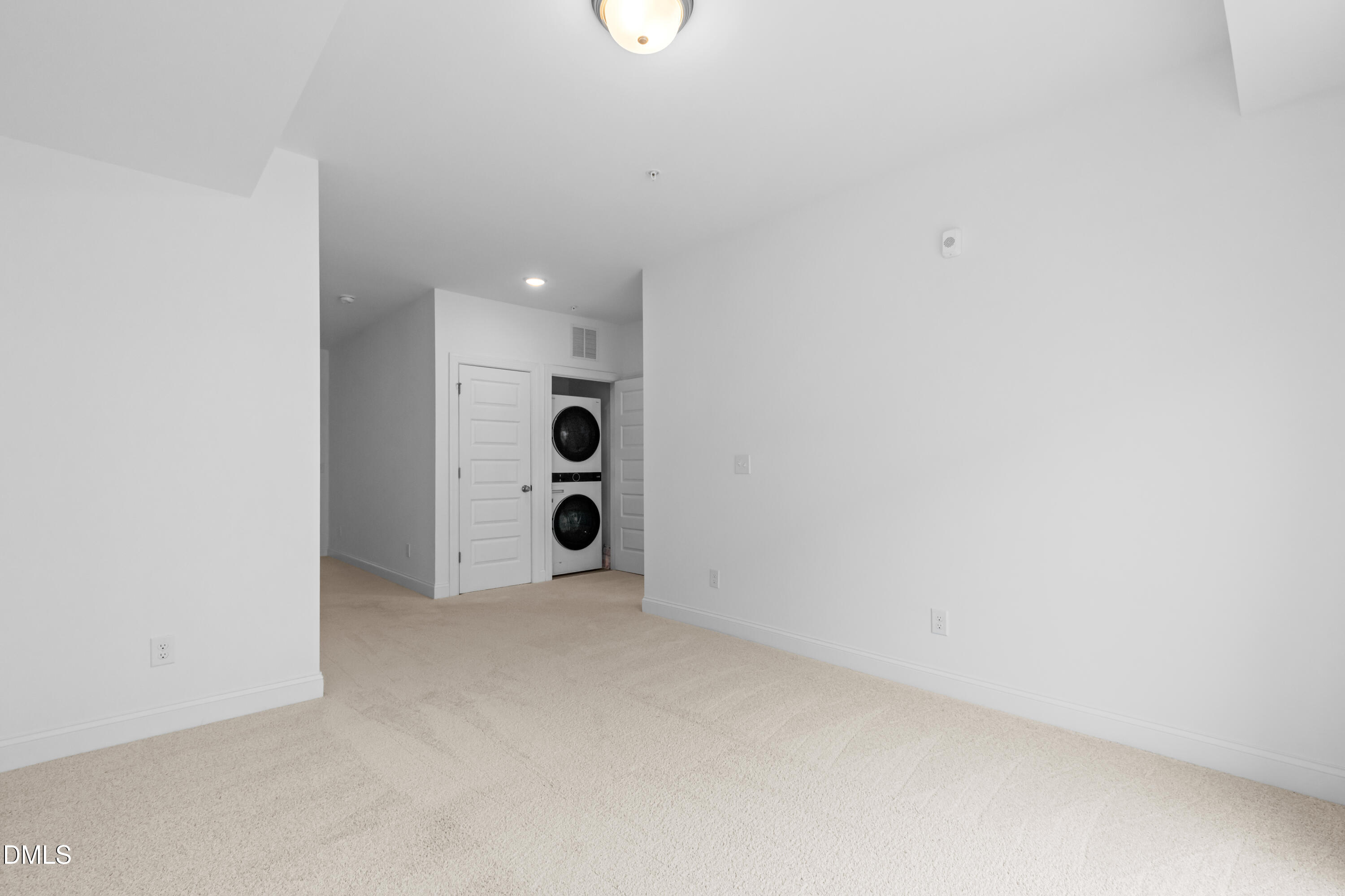 1206 Coach Station Alley Raleigh, NC 27601 - Photo 32 of 38 an empty room with a ceiling fan and shower