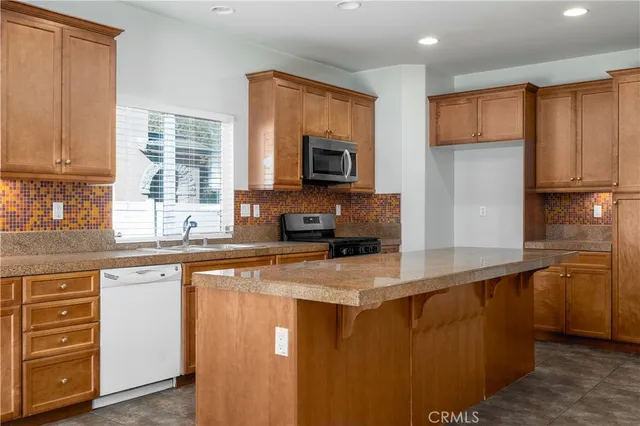 $519,999 | 2096 Wild Thyme Place, San Jacinto, CA 92582