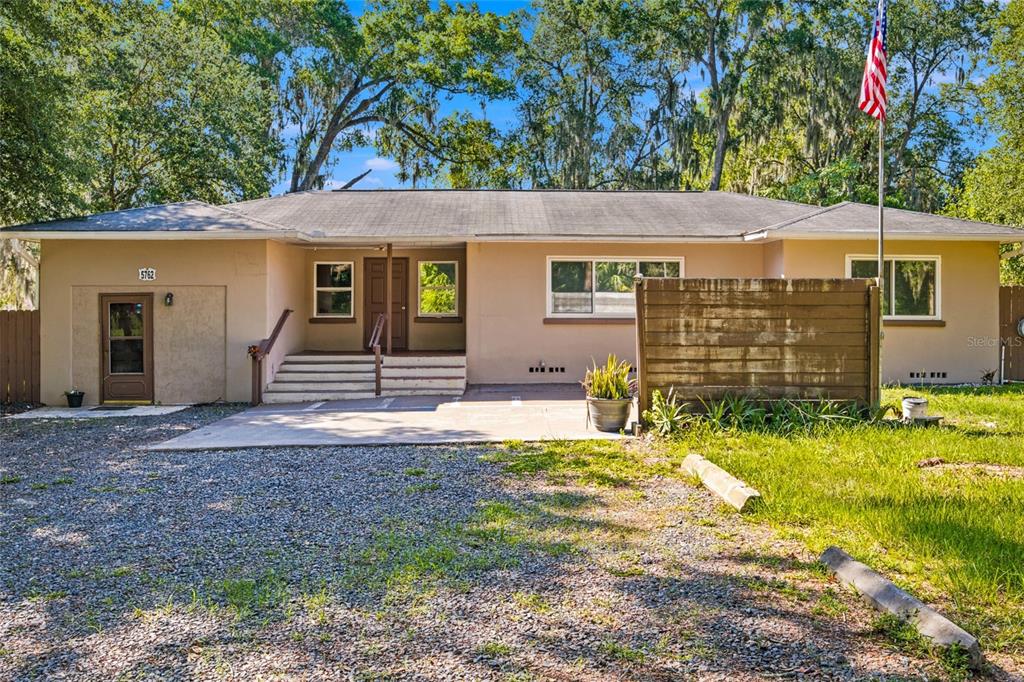 5762 Southeast Agnew Road Belleview, FL 34420 - Photo 4 of 45 Gallery Image 4