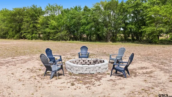 $486,500 | 8520 County Road 3614, Murchison, TX 75778