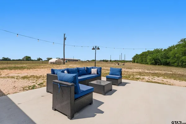 $486,500 | 8520 County Road 3614, Murchison, TX 75778