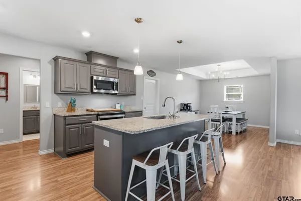 $486,500 | 8520 County Road 3614, Murchison, TX 75778