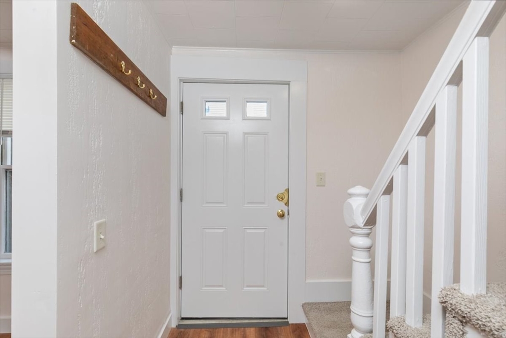 7 Cox Court Beverly, MA 01915 - Photo 3 of 23 a view of front door