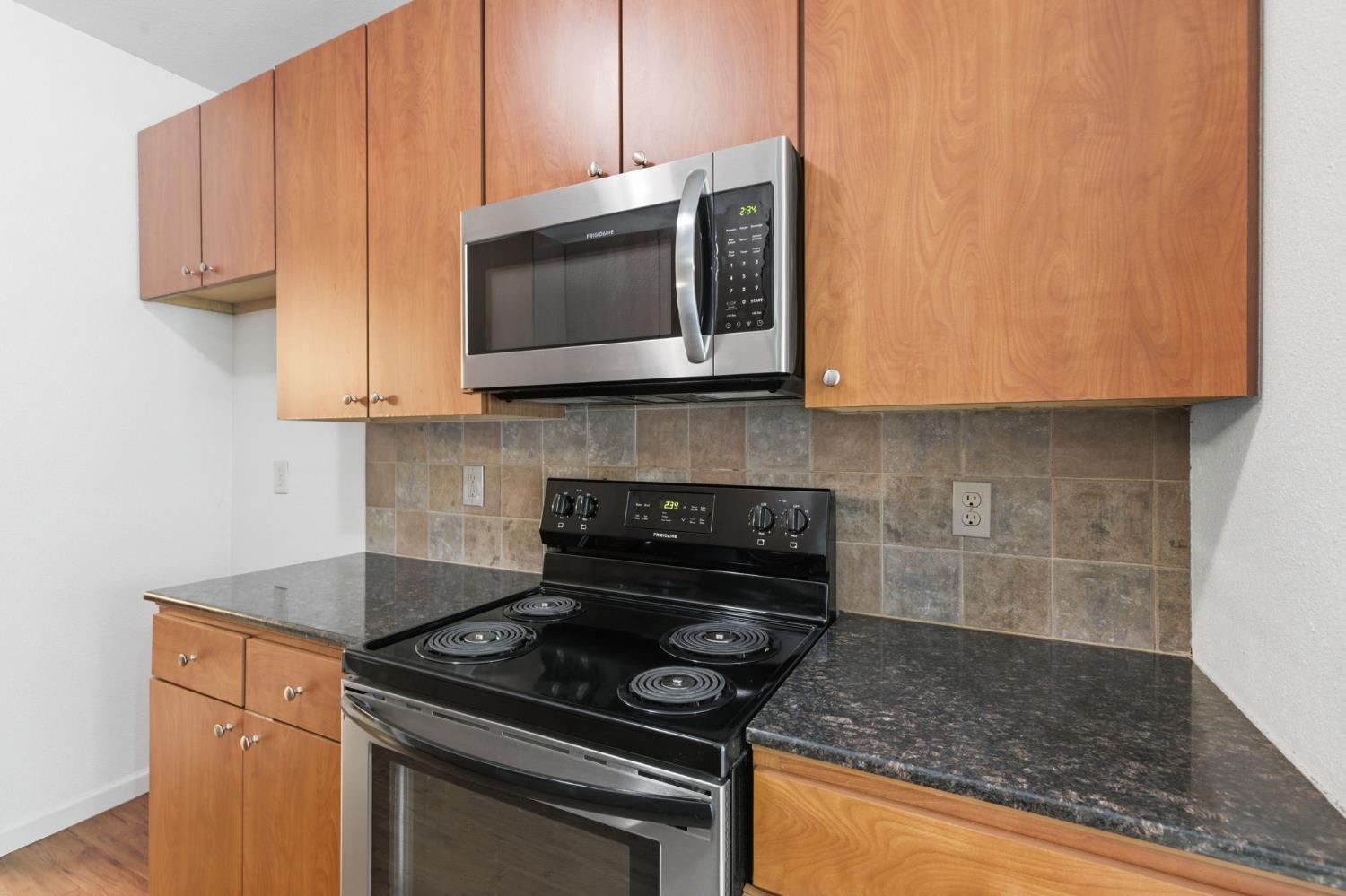 8434 Walerga Road, Unit 921 Antelope, CA 95843 - Photo 20 of 43