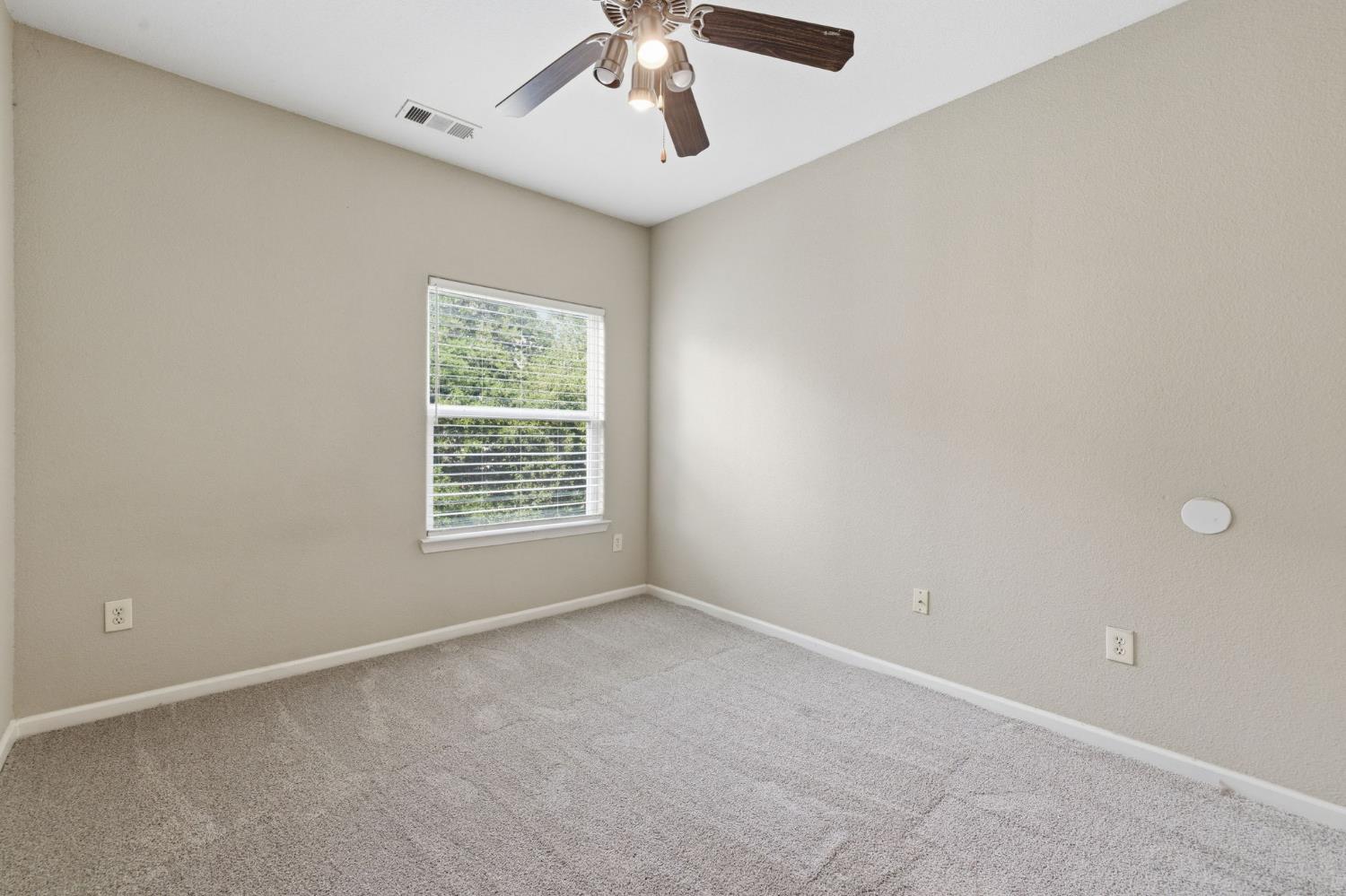 8434 Walerga Road, Unit 921 Antelope, CA 95843 - Photo 32 of 43