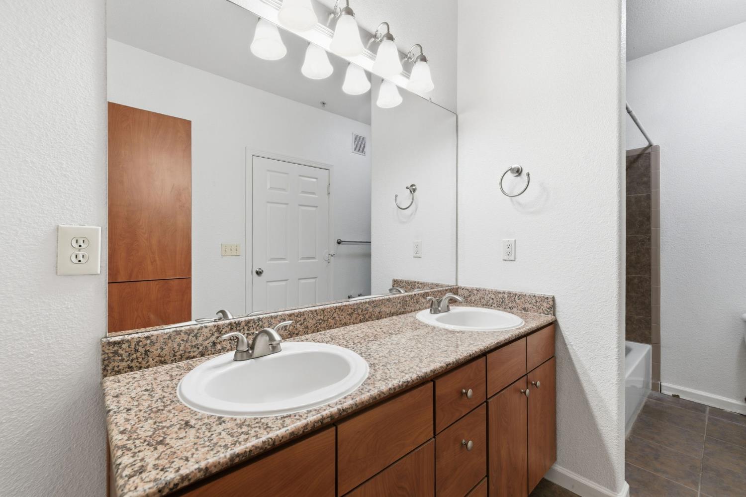 8434 Walerga Road, Unit 921 Antelope, CA 95843 - Photo 34 of 43