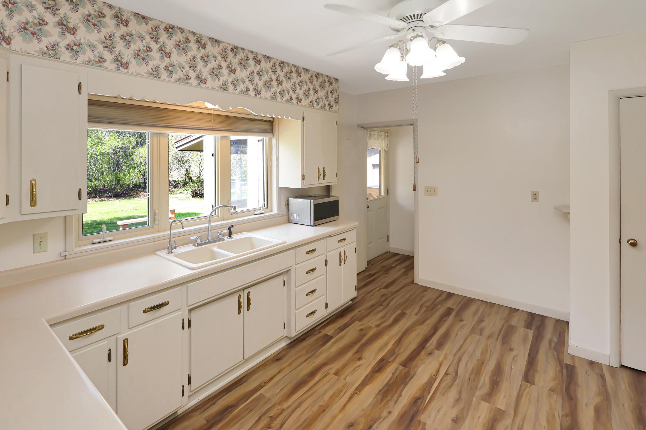 721 Riverside Avenue South Sartell, MN 56377 - Photo 9 of 28