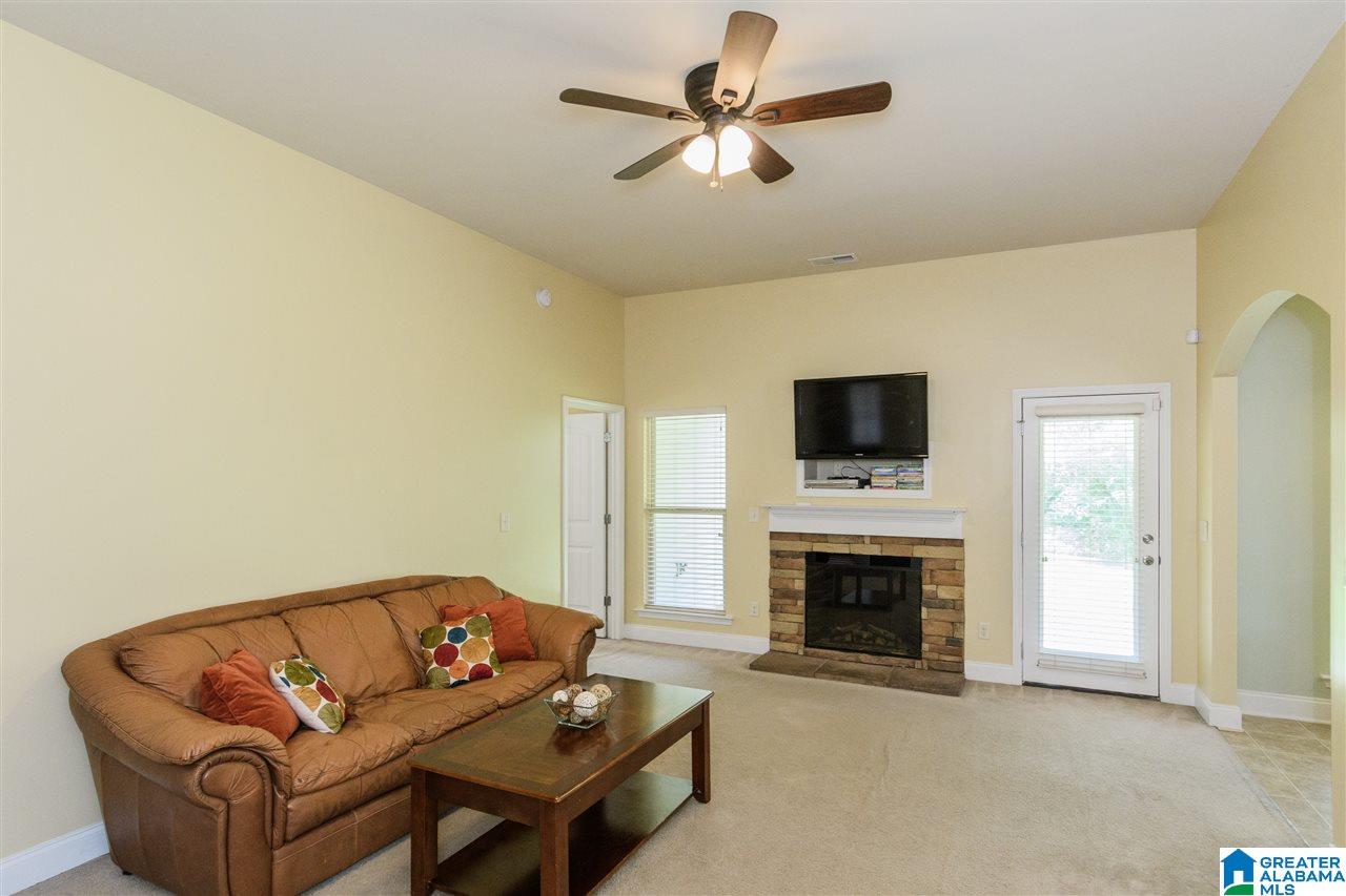 1106 Emerald Ridge Drive Calera, AL 35040 - Photo 7 of 33