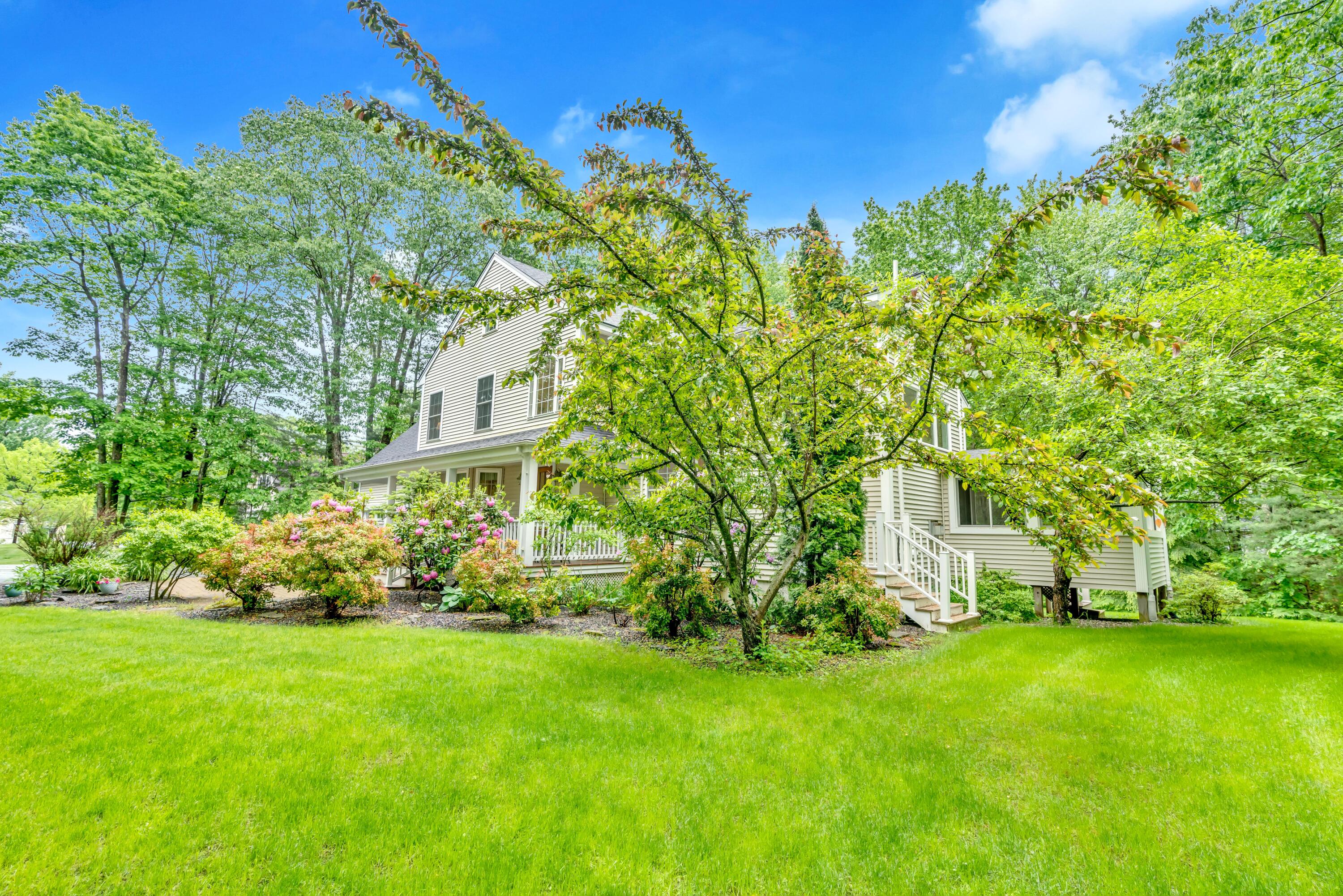 28 Vines Road Saco, ME 04072 - Photo 8 of 49 6