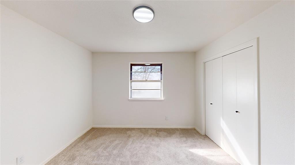 3220 Centennial Road Forest Hill, TX 76119 - Photo 19 of 31