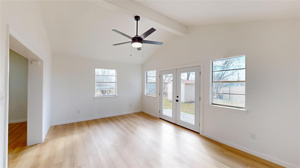 3220 Centennial Road Forest Hill, TX 76119 - Photo 2 of 31