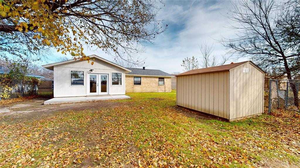 3220 Centennial Road Forest Hill, TX 76119 - Photo 25 of 31