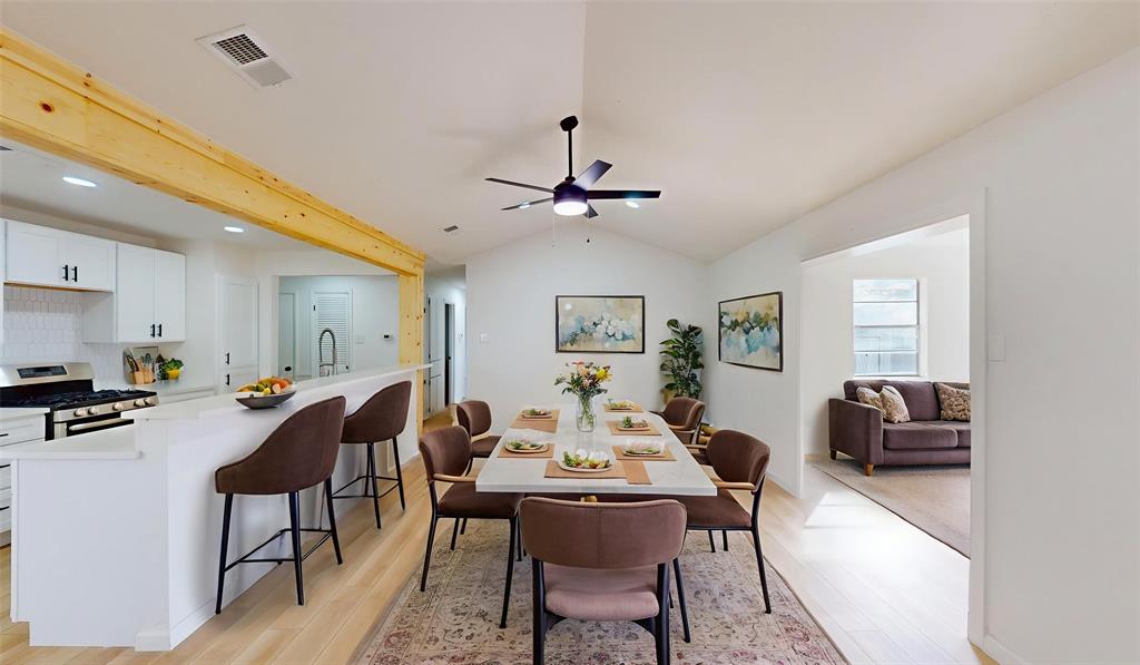 3220 Centennial Road Forest Hill, TX 76119 - Photo 6 of 31