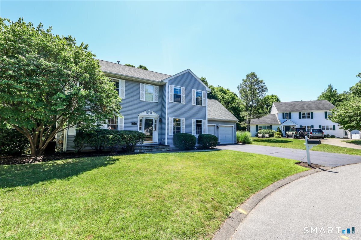 105 Secret Hollow Road Monroe, CT 06468 - Photo 3 of 37