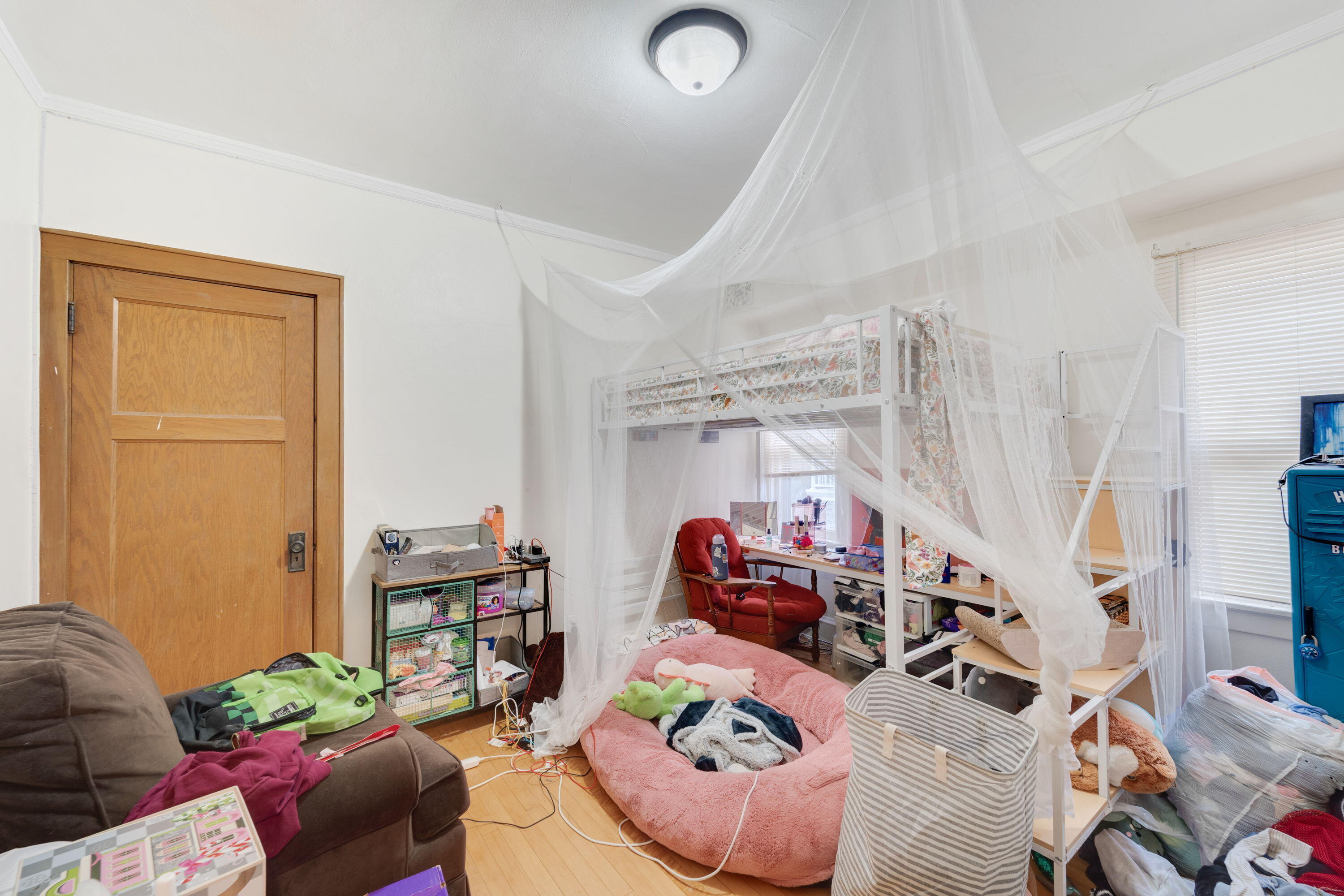 1530 North Hawley Road, Unit 1532 Milwaukee, WI 53208 - Photo 19 of 36 Upper Bedroom 1