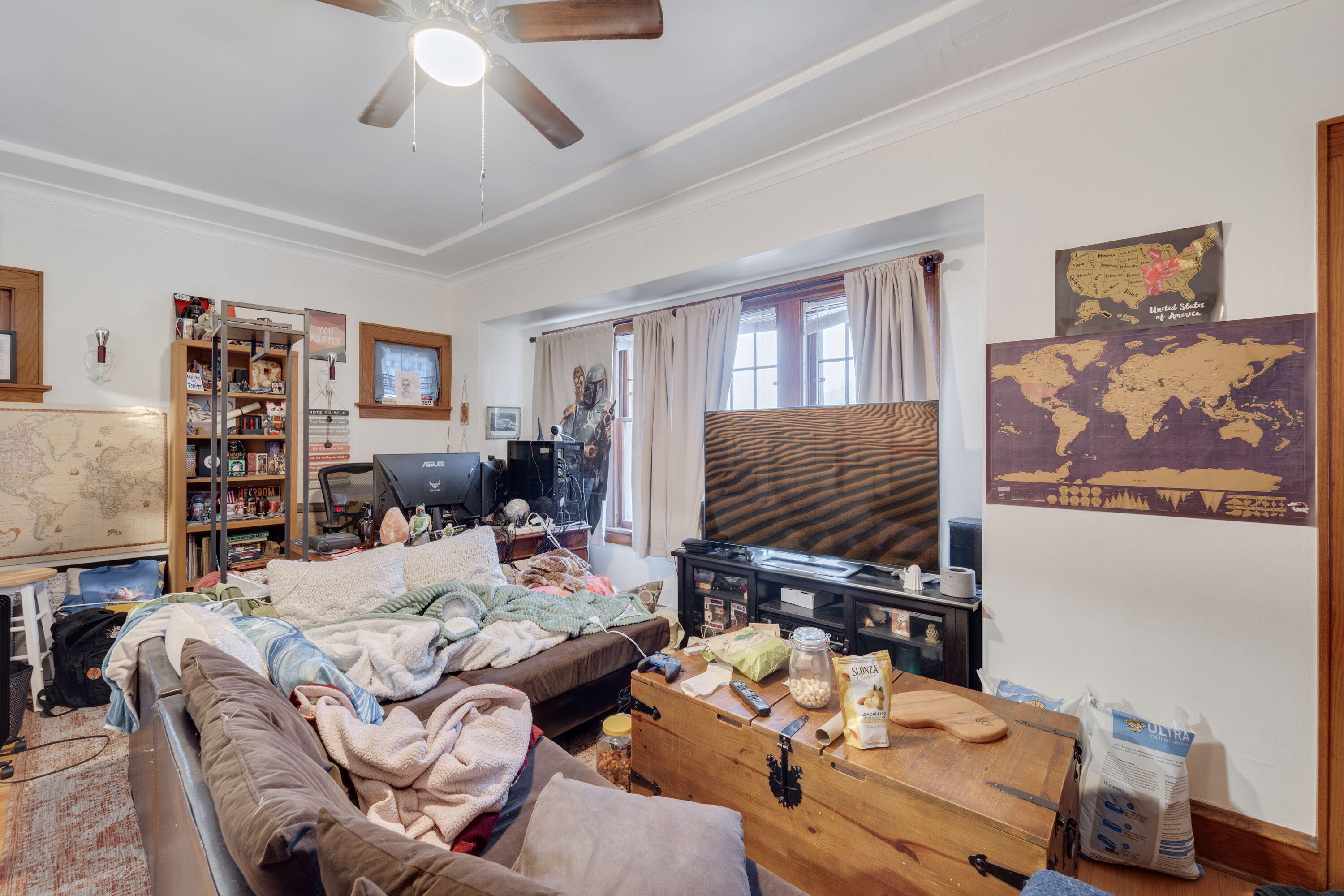 1530 North Hawley Road, Unit 1532 Milwaukee, WI 53208 - Photo 23 of 36 Upper Living Room