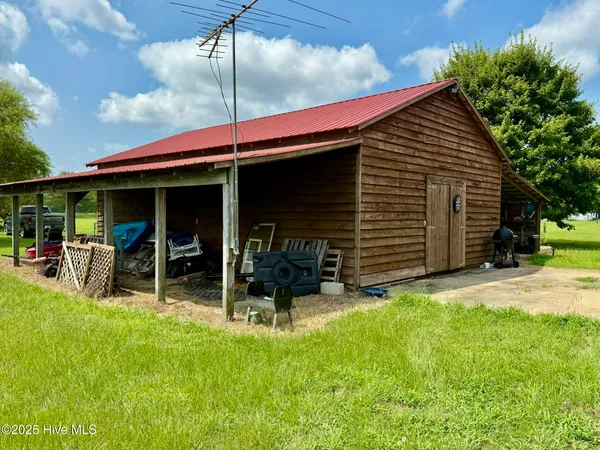 $469,900 | 1885 Bennett Road, Oak City, NC 27857