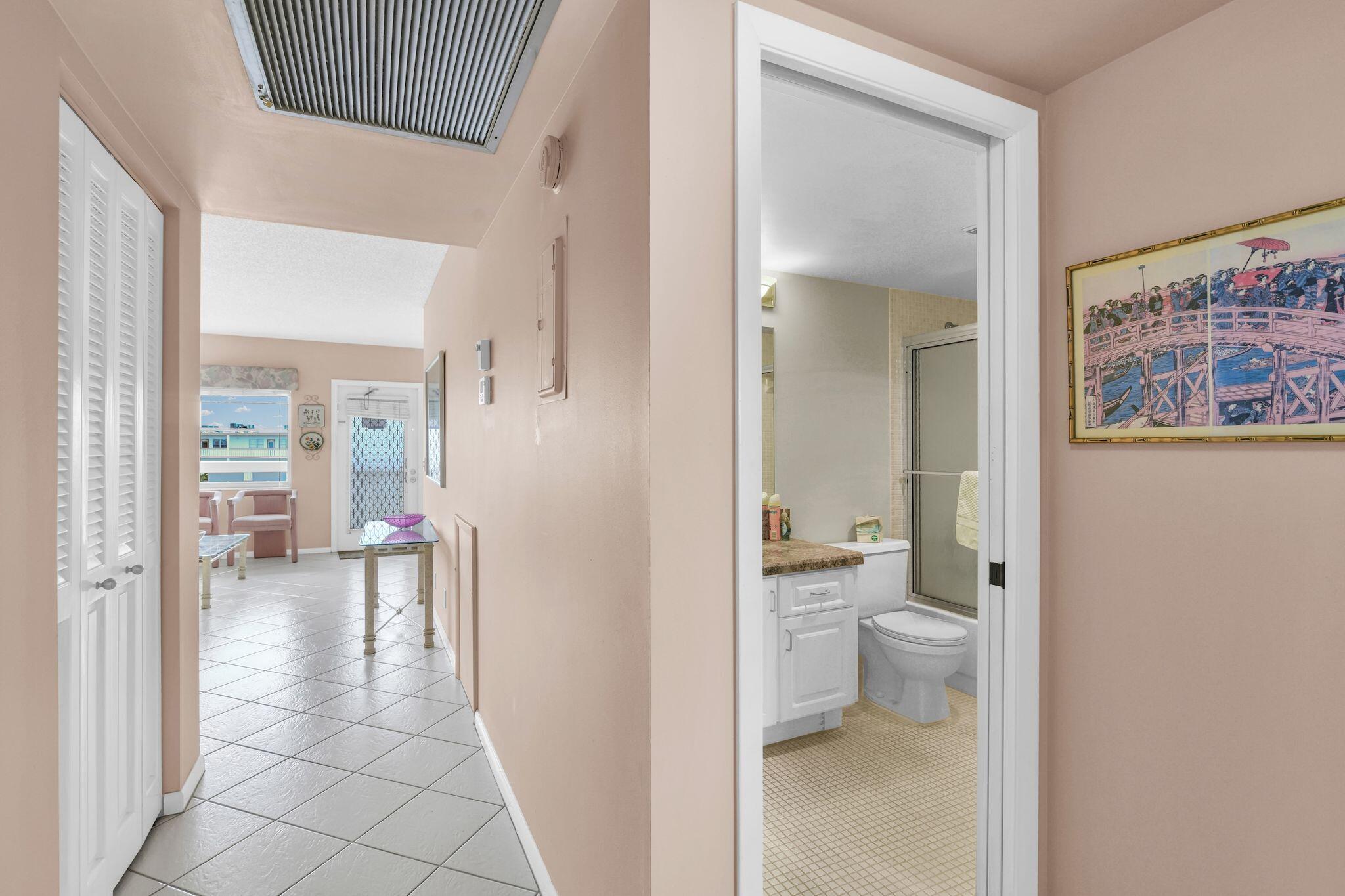 4053 Wolverton C Boca Raton, FL 33434 - Photo 20 of 55 4053 Wolverton C pic 5