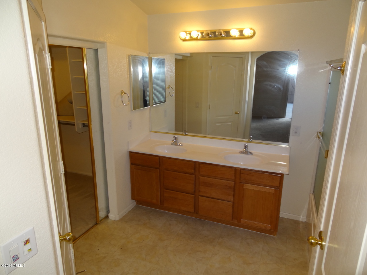 4737 West Ardmore Road Laveen, AZ 85339 - Photo 10 of 18 Master Bath - Double Sinks