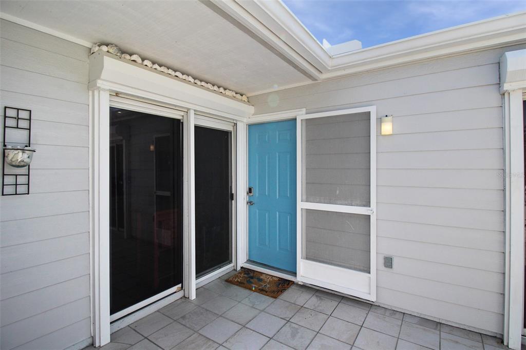 971 Waterside Lane Bradenton, FL 34209 - Photo 5 of 44