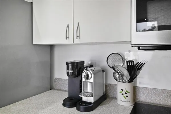 $6,000 | 971 Waterside Lane, Bradenton, FL 34209