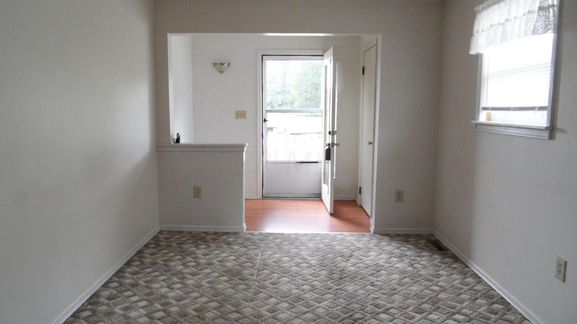 4420 South Section Line Road Delaware, OH 43015 - Photo 3 of 18 Gallery Image 3