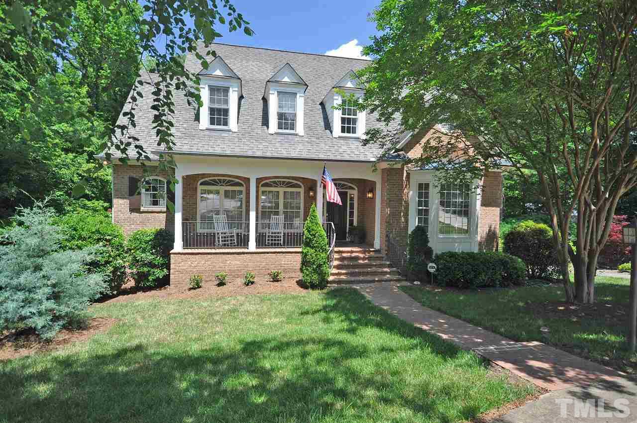 4 Trafalgar Place Durham, NC 27707 - Photo 1 of 27 front view of house with a yard